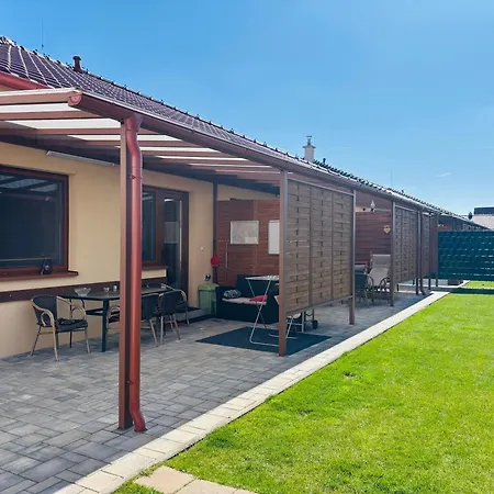 Apartmanovy Dom Losonci *